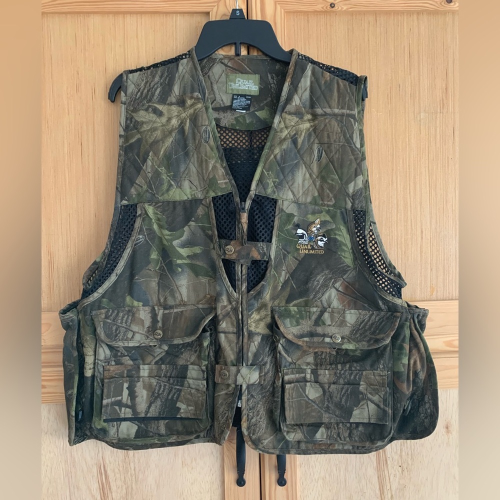 Men’s Quail Unlimited Camo Hunting Vest Sz M
